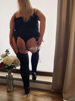 O N A - escort Olsztyn