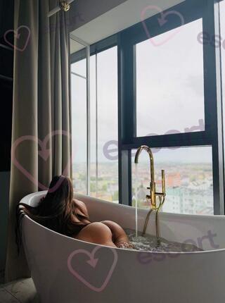 Amelie high class - escort Varsovia