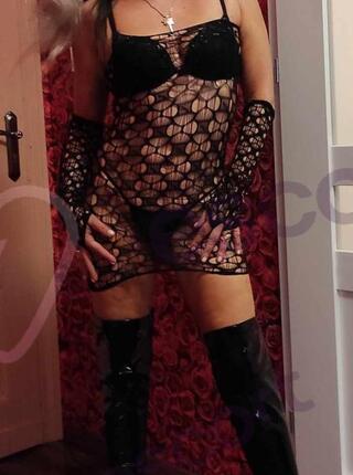 Seksowna Bladynka - escort Poznan