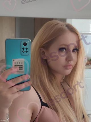 SzczupłaBlondyneczka - escort Tarnow