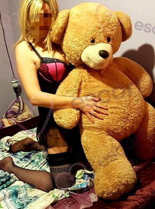 Kasia . PRZYTULI MISIA - escort Cracovie