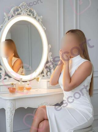 Karina - escort Legnica