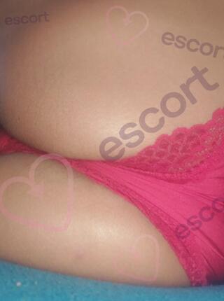 Mistrzyni rimmingu. Połyk sex - escort Szczecin