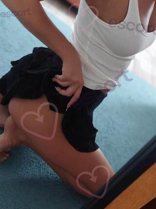 Magdalenka 34 - escort Warszawa