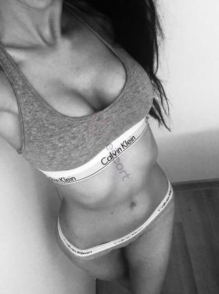Ania przejazdem - escort Grójec
