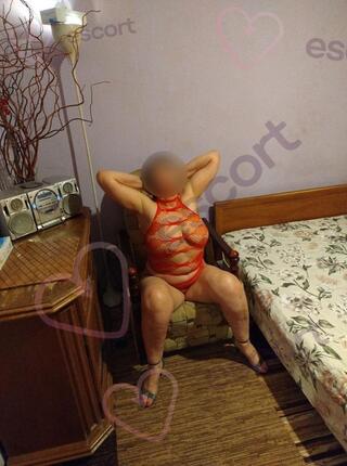 Kamila - escort Warsaw