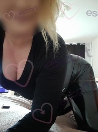 Ostra suczka - escort Konin