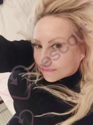 Ines - escort Warsaw