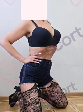 Luiza urlop do 16.08 - escort Varsovia