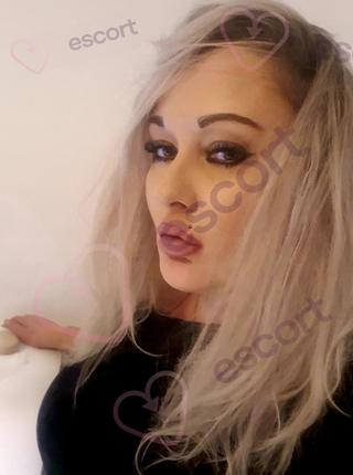 Konkretna blondyna - escort Ostrów Mazowiecka