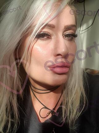 Konkretna blondyna - escort Ostrów Mazowiecka