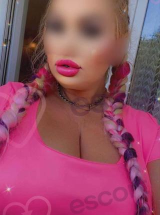 Różowa Landrynka - escort 