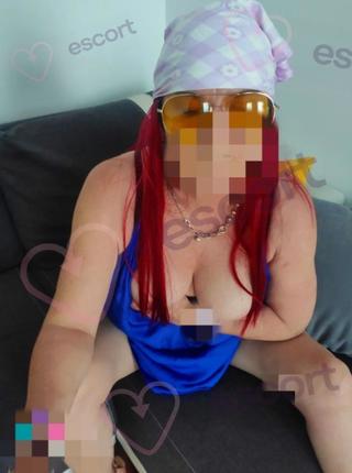Emi onlain - escort 