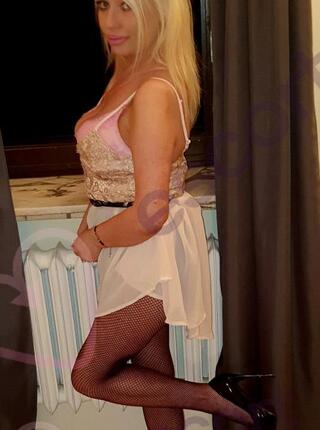 K R Ó L O W A - escort Ostrów Mazowiecka