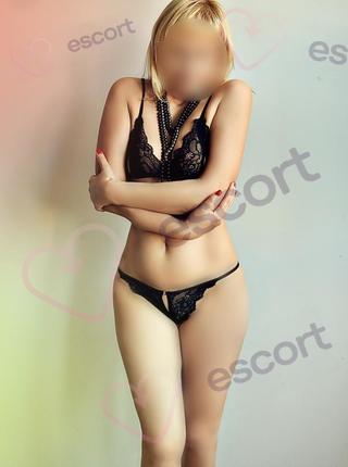 Seksowna blondynka - escort Radom