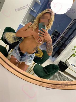 Eliza 26 - escort Thorn