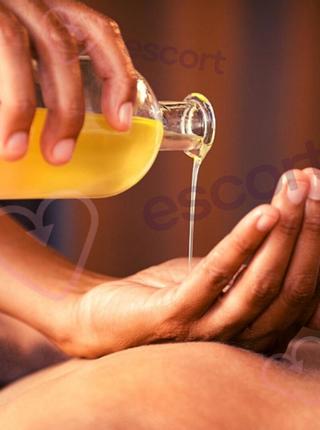 Leonardo - escort Warsaw