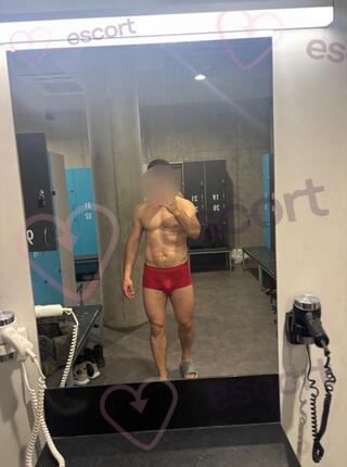 Leonardo - escort Warsaw