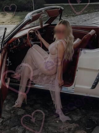 Luxury  Lana  - VINNERI salon masażu - escort Słupsk