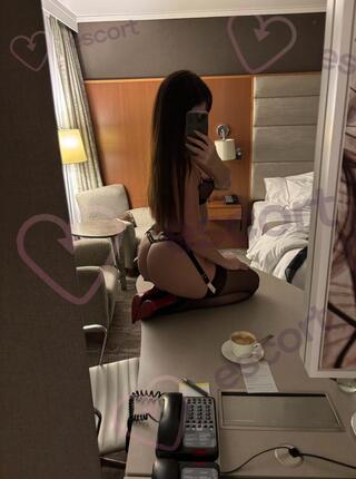 Mia Priv - escort Warsaw