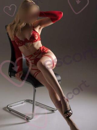 Młoda śliczna massage - escort Poznań