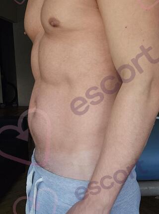 Massage/only SMS or Whtspp - escort Warschau