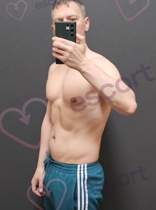 Massage/only SMS or Whtspp - escort Varsovia