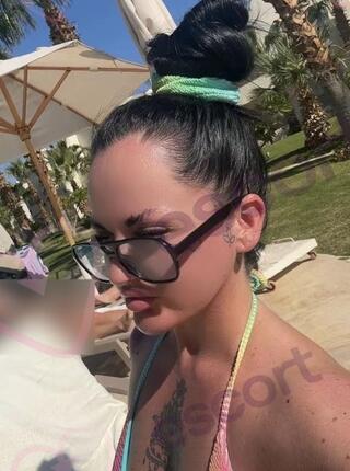 Kornelia  3Dni - escort Legnica