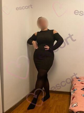 200 zł 0,5 h masaż na macie nago z lodzikiem - escort Varsovie