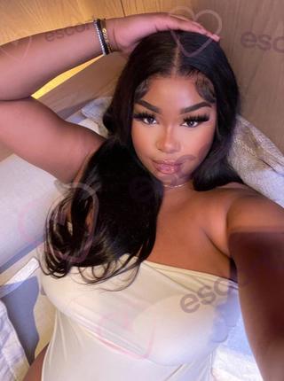 LEXIE - escort Dubai