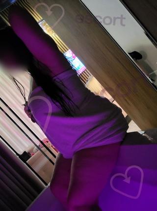 Mokra na wejściu - escort Rybnik