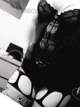 Kobieca Brunetka - escort Poznan