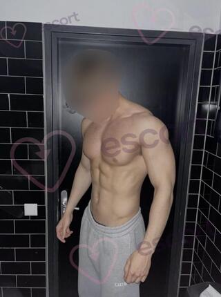 Luca - escort Warsaw