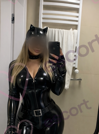 Nowa Emilka - escort Varsovia