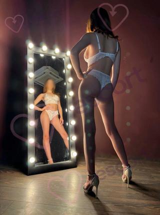 Ami - escort Warschau