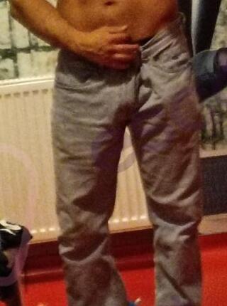 Umięśniony i dyskretny kochanek - escort Katowice