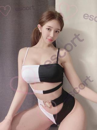 Yotsuha - escort Tokio