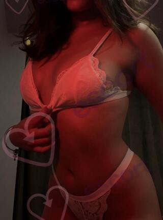 Debut! Melissa, 19  Premium Erotic Massage - escort Gdynia