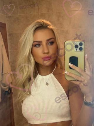 Julia new in town here for you - escort Londres