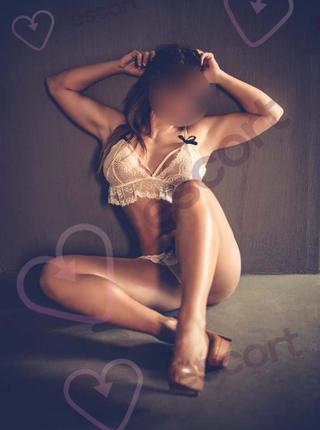 Hana - escort Poznan