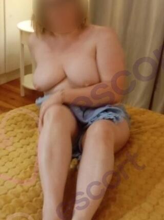 Masaż z zakończeniem 250 - escort Busko-Zdrój