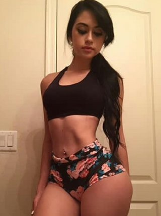 Regina - escort Nimes