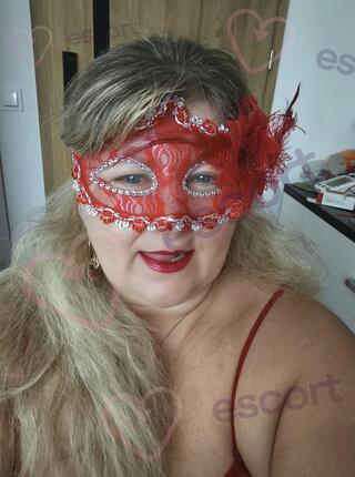 Sexowna Viki - escort 