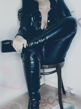 Studio Desire Konsultacje i Sesje BDSM - escort Warszawa