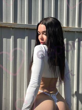 Darina - escort Warsaw