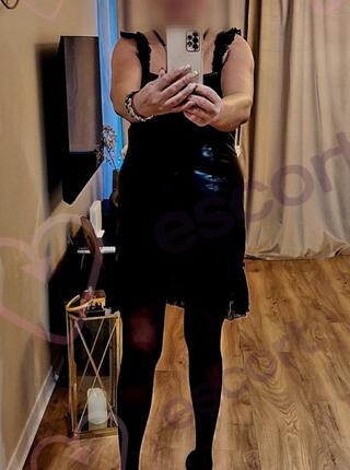 Lodzik bez gumeczki  z polykiem rimming sex - escort Wroclaw