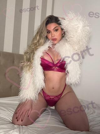 Yasmin Brasileira - escort Varsovia