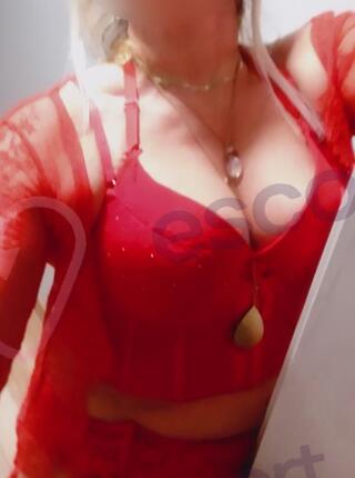 AMELKA  CZARODZIEJKA DZIŚ  DO  21!! - escort Malbork