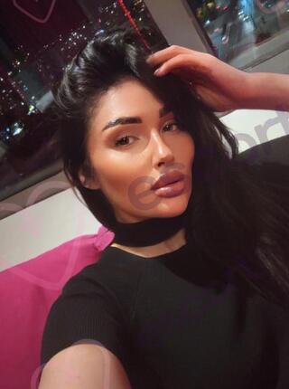 Alexa Sky - escort Varsovie