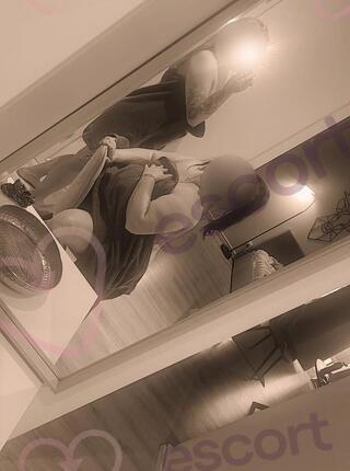 Bi dziewczynki lizanko - escort Gdynia